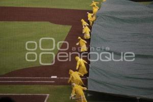 ESTADIO DE BÉISBOL . GRANIZADA