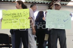 TLAXCALA . MANIFESTANTES DE IXTACUIXTLA