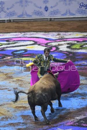 TLAXCALA . CORRIDA DE LAS LUCES