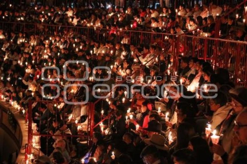 TLAXCALA . CORRIDA DE LAS LUCES