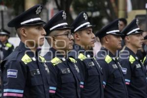 AYUNTAMIENTO. GRADUACIÓN POLICÍAS