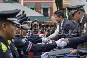 AYUNTAMIENTO. GRADUACIÓN POLICÍAS