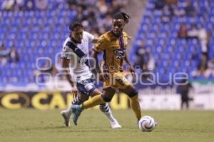 FÚTBOL . CLUB PUEBLA VS SAN LUIS