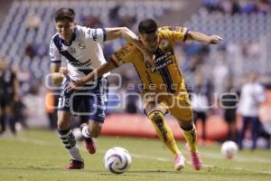 FÚTBOL . CLUB PUEBLA VS SAN LUIS