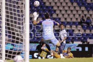 FÚTBOL . CLUB PUEBLA VS SAN LUIS