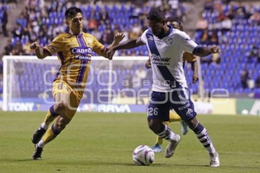 FÚTBOL . CLUB PUEBLA VS SAN LUIS