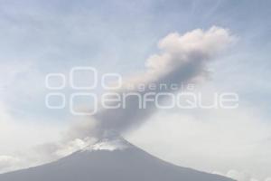 FUMAROLA . VOLCÁN POPOCATÉPETL