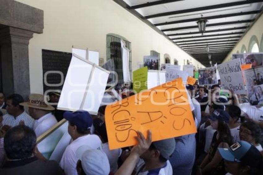 SAN PEDRO CHOLULA . MANIFESTACIÓN COMERCIANTE