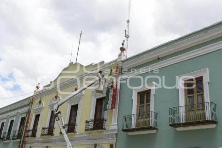 TLAXCALA . ADORNOS PATRIOS