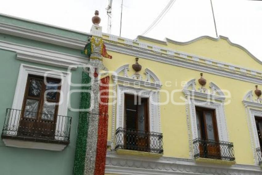 TLAXCALA . ADORNOS PATRIOS