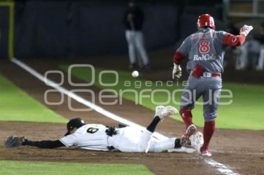 BÉISBOL . PERICOS VS DIABLOS