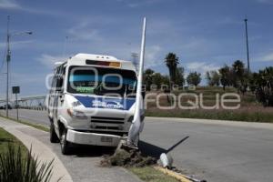 CHOQUE. TRANSPORTE PÚBLICO