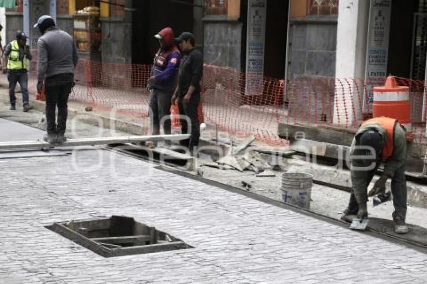 REHABILITACIÓN . CALLE 16 SEPTIEMBRE