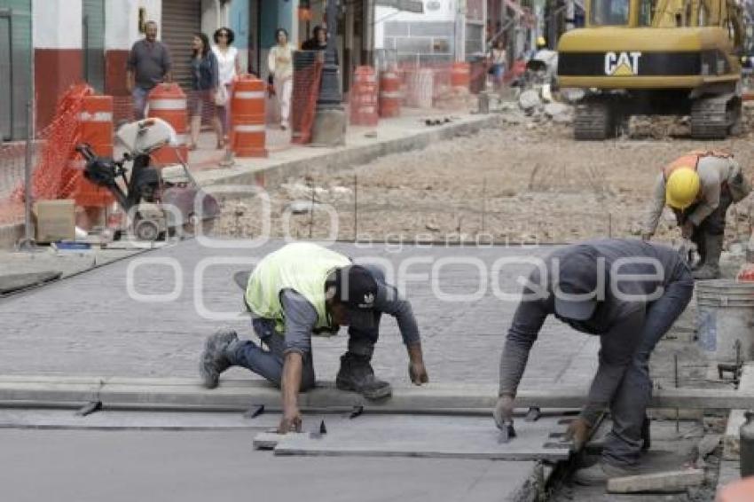 REHABILITACIÓN . CALLE 16 SEPTIEMBRE