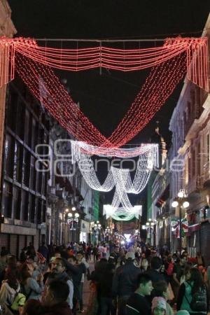 ILUMINACIÓN . FIESTAS PATRIAS