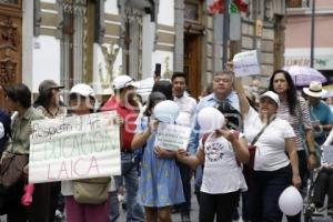 MARCHA EN DEFENSA DE LA EDUCACIÓN