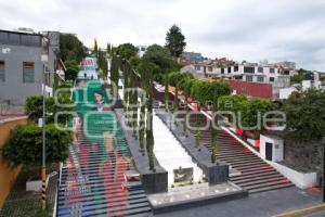 TLAXCALA . ESCALINATAS LOS HÉROES