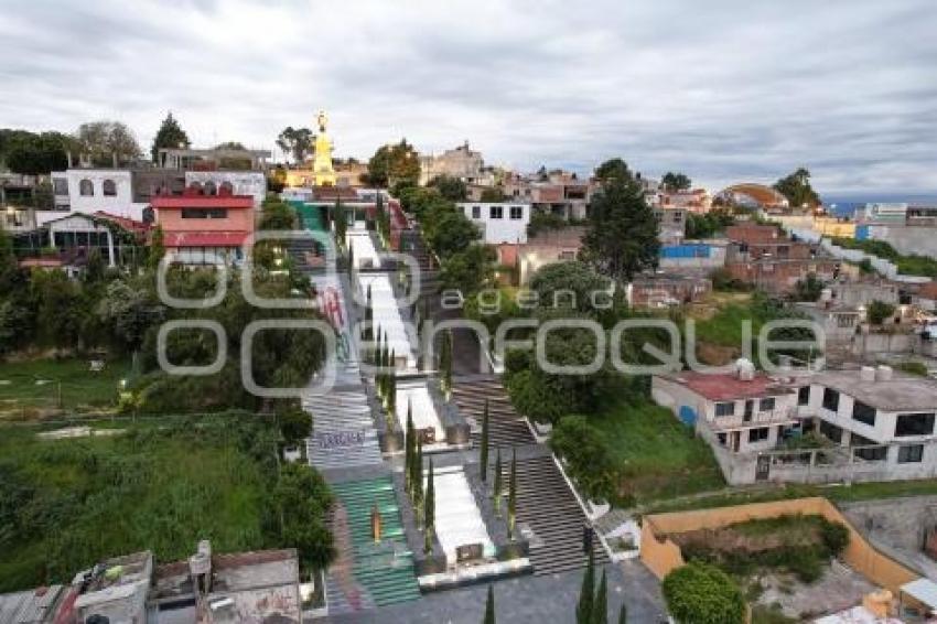 TLAXCALA . ESCALINATAS LOS HÉROES