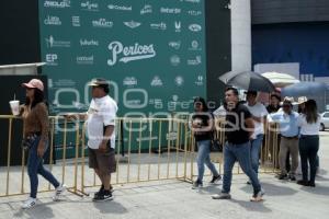 BEISBOL . VENTA DE BOLETOS