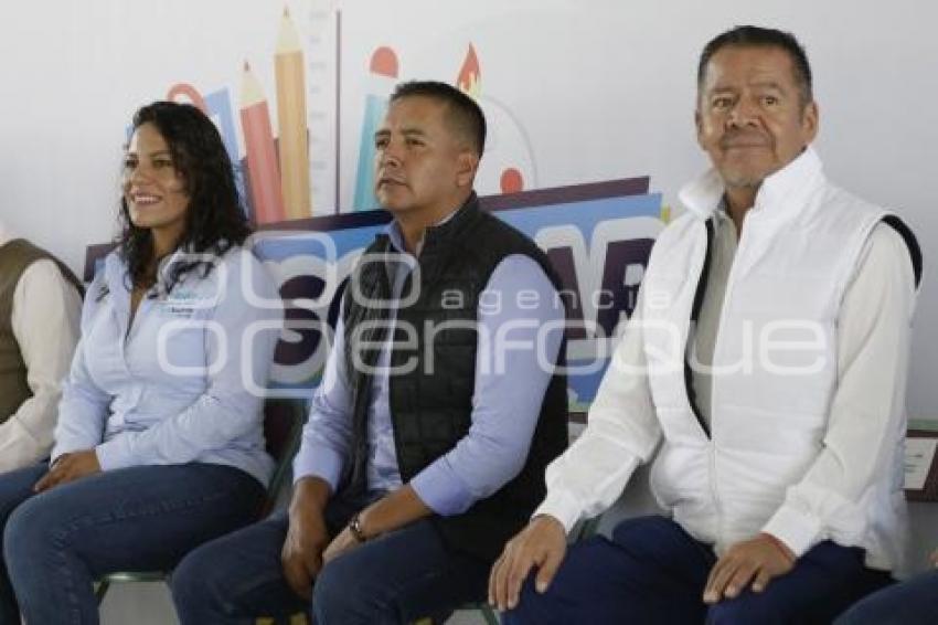 SAN ANDRÉS CHOLULA . PAQUETES ESCOLARES