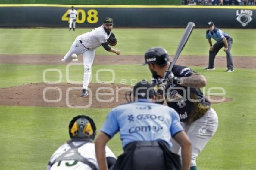 BÉISBOL . PERICOS VS LEONES