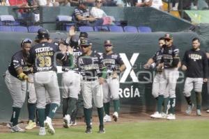 BÉISBOL . PERICOS VS LEONES