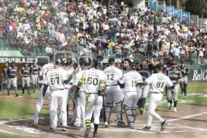 BÉISBOL . PERICOS VS LEONES