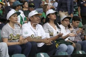 BÉISBOL . PERICOS VS LEONES