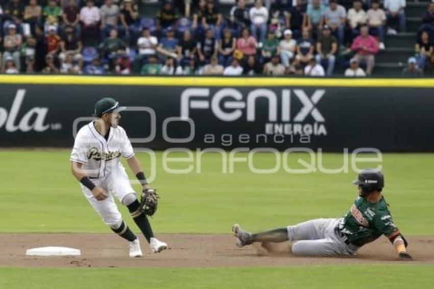 BÉISBOL . PERICOS VS LEONES