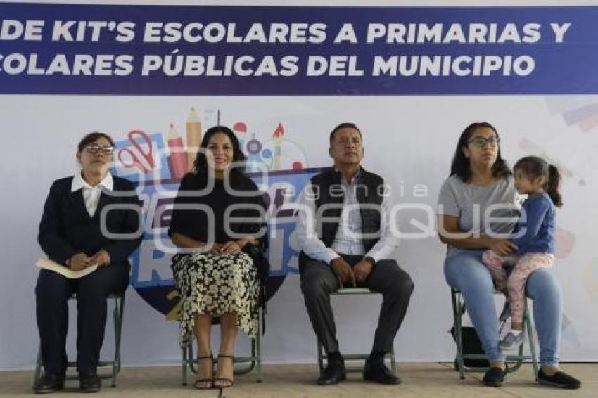 SAN ANDRÉS CHOLULA . ÚTILES ESCOLARES