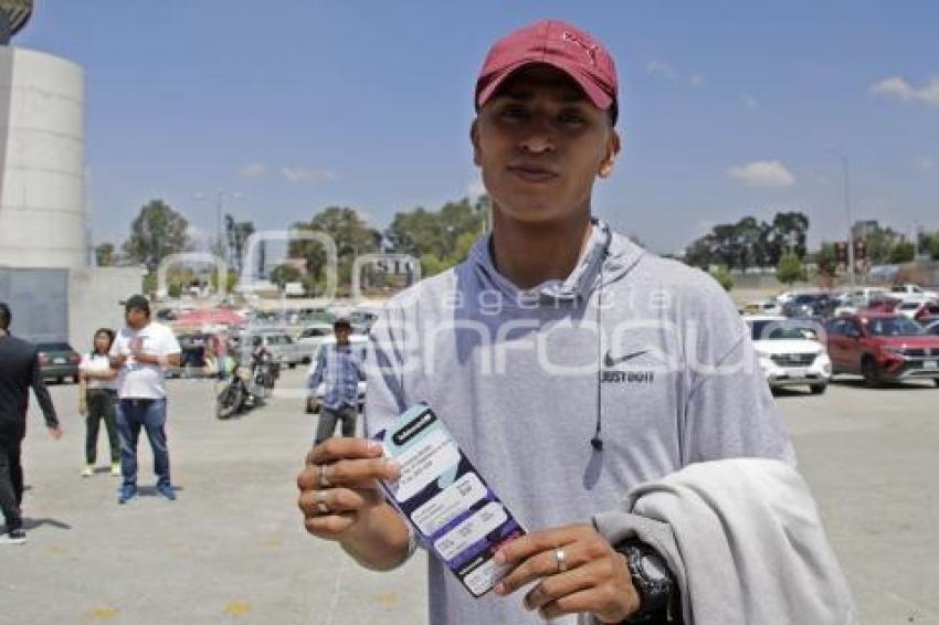 BEISBOL . VENTA DE BOLETOS