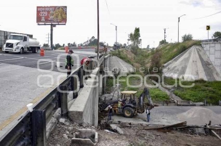 PERIFÉRICO ECOLÓGICO . PUENTE