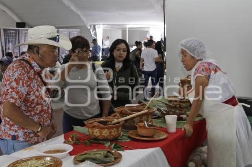 TURISMO . COCINERAS TRADICIONALES