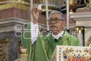 MISA DOMINICAL . CATEDRAL