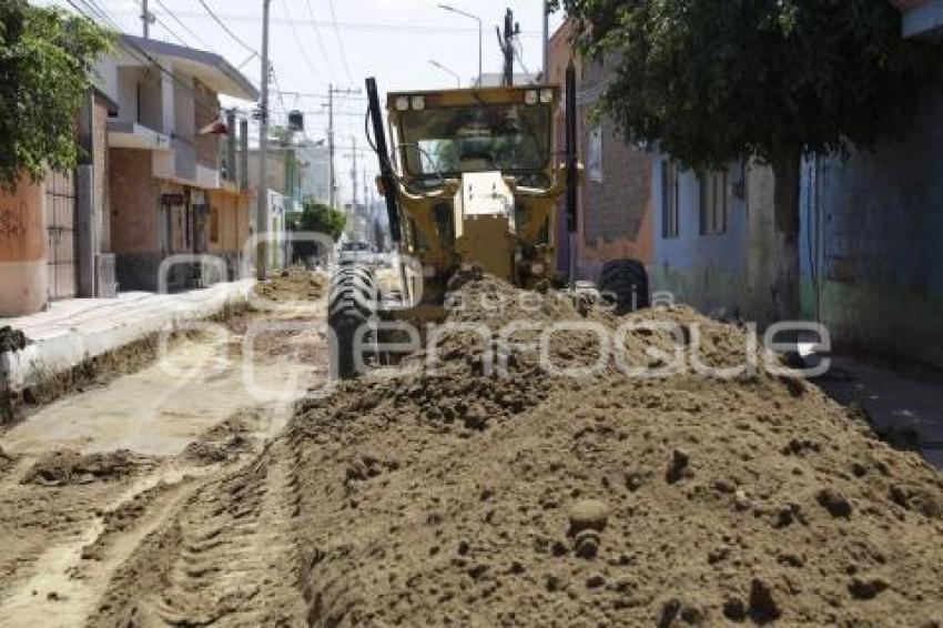 SAN ANDRÉS CHOLULA . PAVIMENTACIÓN CALLES