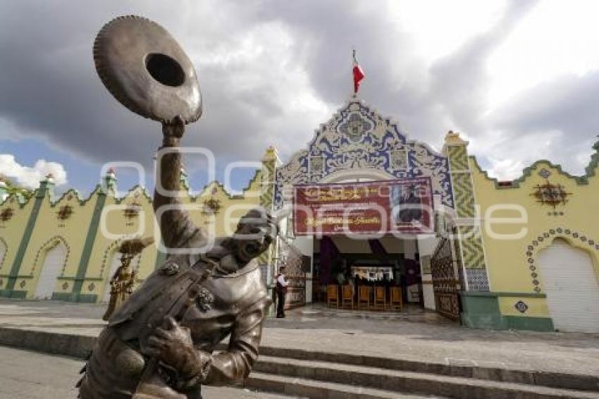 MERCADO EL ALTO . ANIVERSARIO