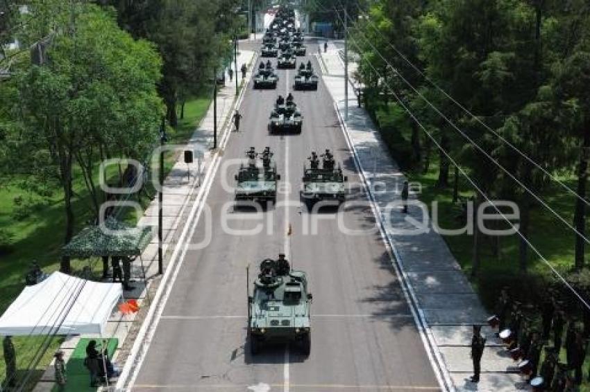 XXV ZONA MILITAR . ENSAYO DESFILE