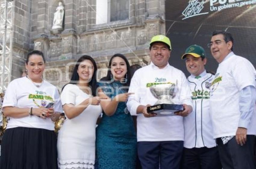 PERICOS DE PUEBLA . FESTEJO