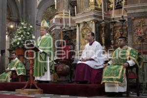MISA DOMINICAL . CATEDRAL