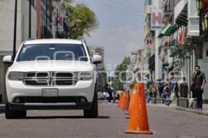 CALLE DOBLE SENTIDO . 3 PONIENTE