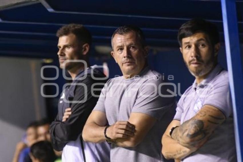 FÚTBOL . CLUB PUEBLA VS PUMAS