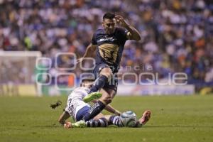 FÚTBOL . CLUB PUEBLA VS PUMAS