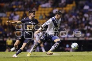 FÚTBOL . CLUB PUEBLA VS PUMAS