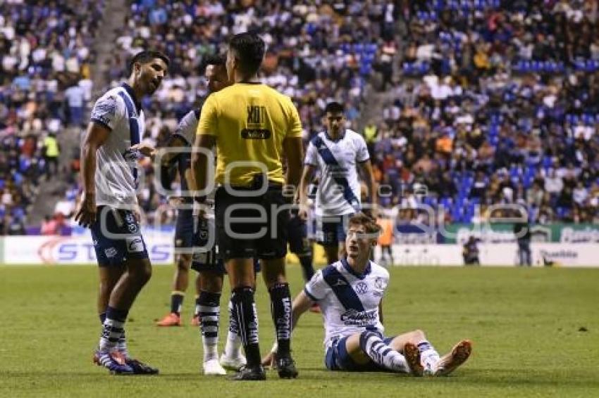 FÚTBOL . CLUB PUEBLA VS PUMAS