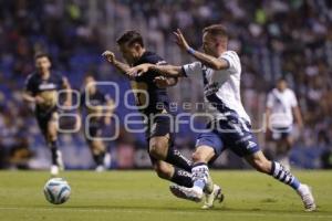 FÚTBOL . CLUB PUEBLA VS PUMAS