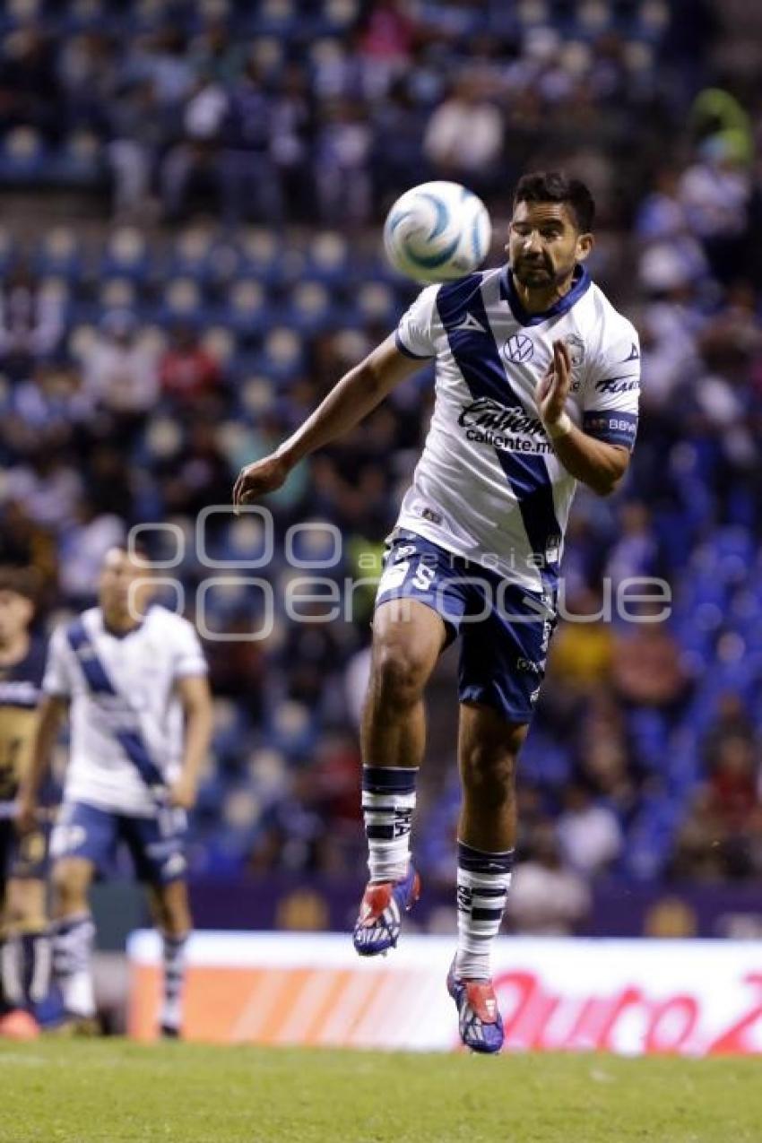 FÚTBOL . CLUB PUEBLA VS PUMAS