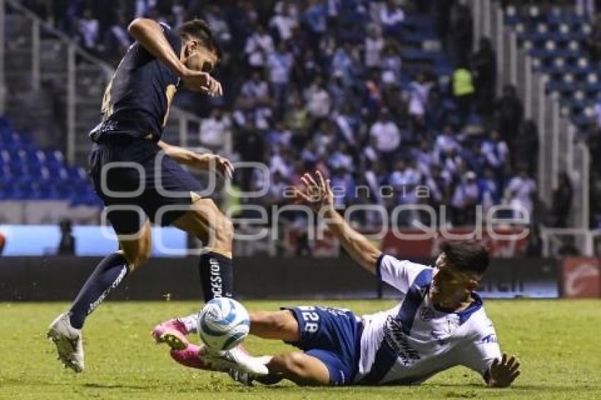 FÚTBOL . CLUB PUEBLA VS PUMAS