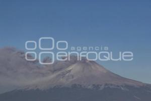 VOLCÁN . POPOCATÉPETL