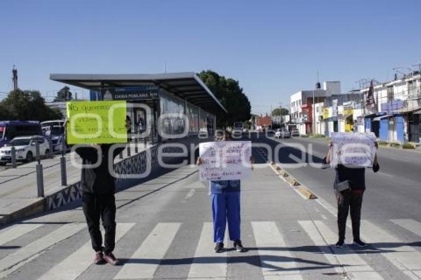 MANIFESTACIÓN . ESCUELA MOCTEZUMA