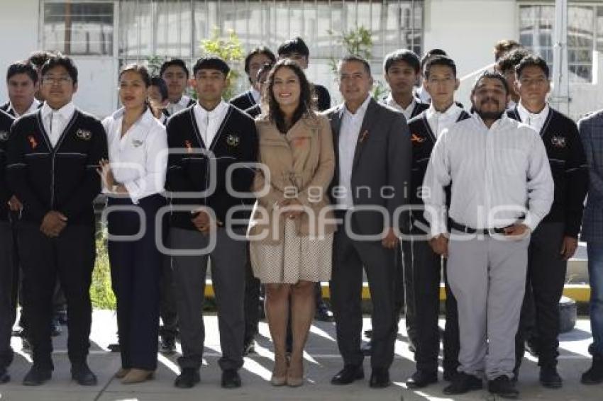 SAN ANDRÉS CHOLULA . CEREMONIA CÍVICA